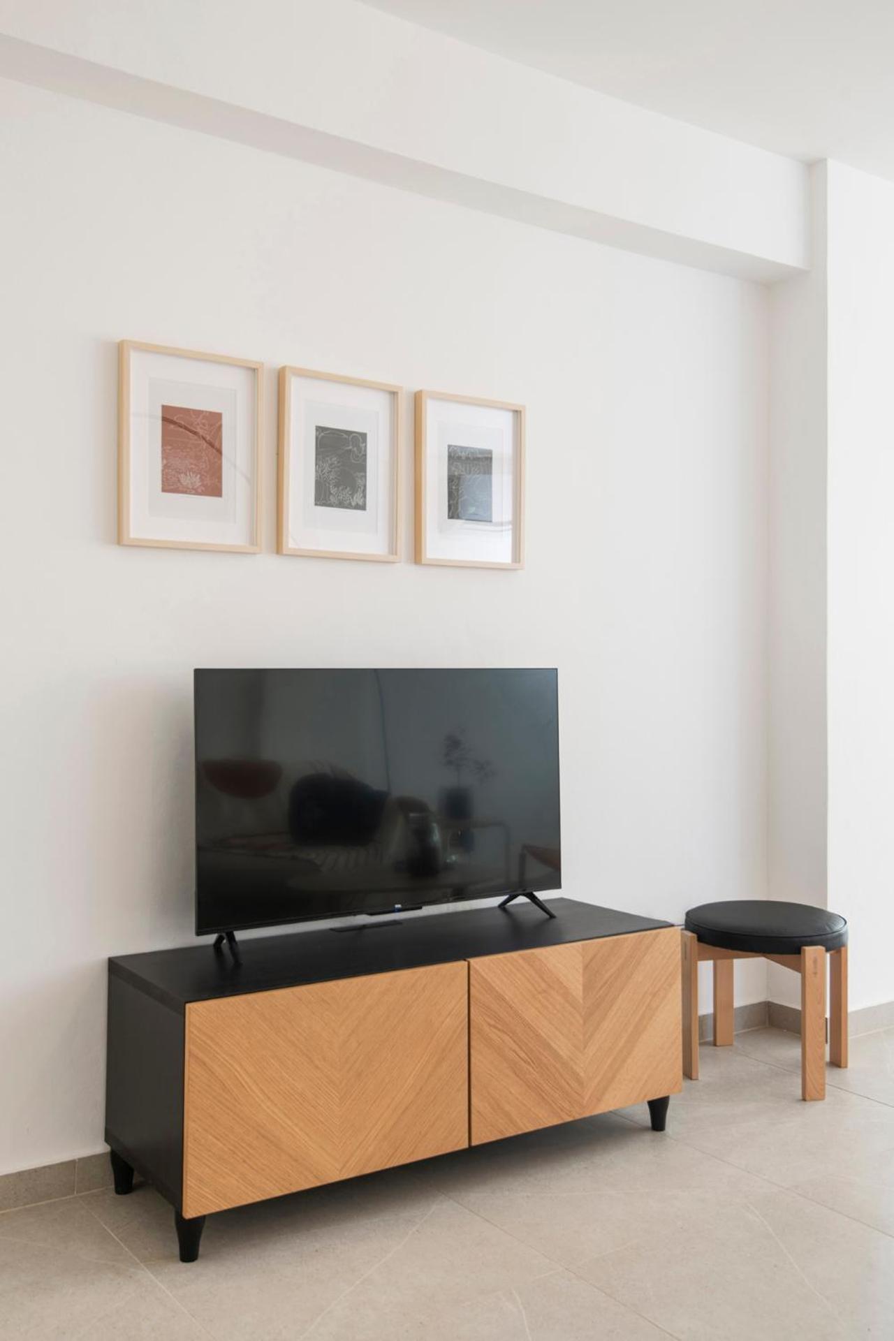 Amazing Two Bedroom Apartment Larnaca Exterior photo